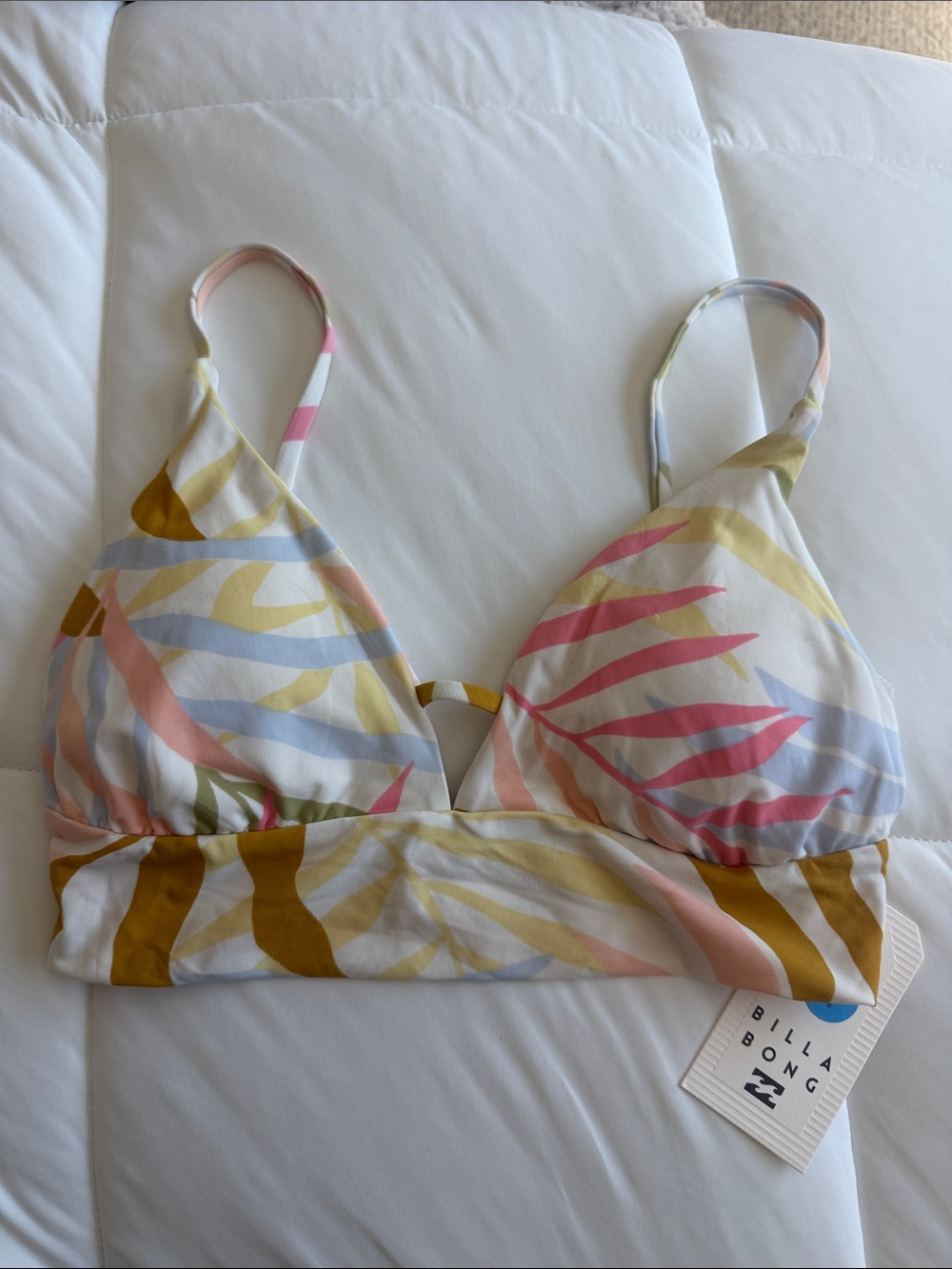 NWT Billabong Bikini Top